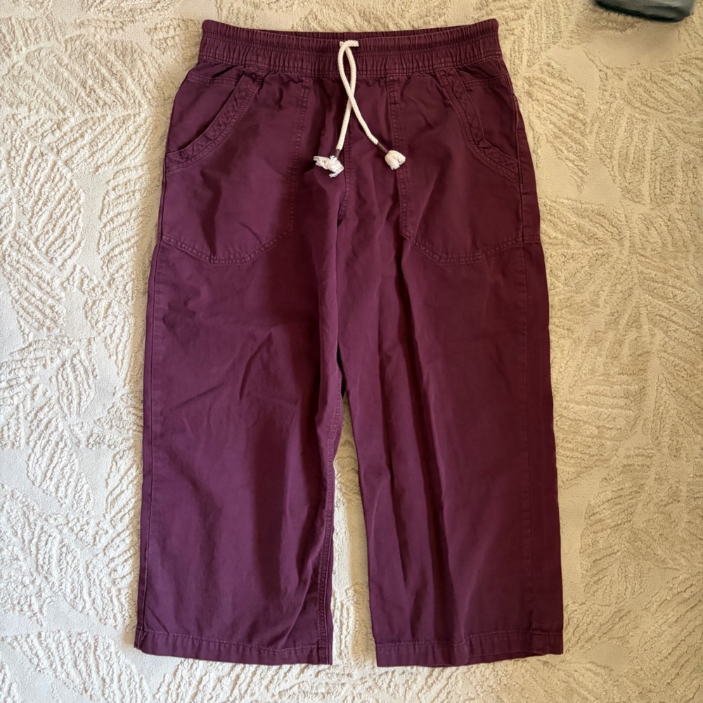 Free people pull on jeans SIZE LARGE